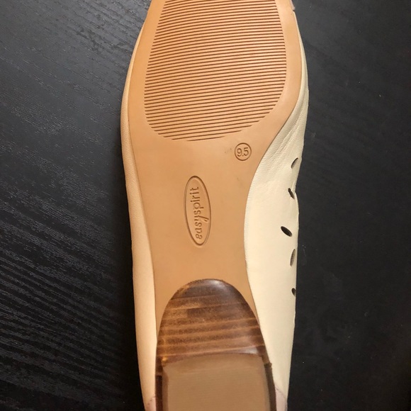 Shoes - Picture 3 of 3